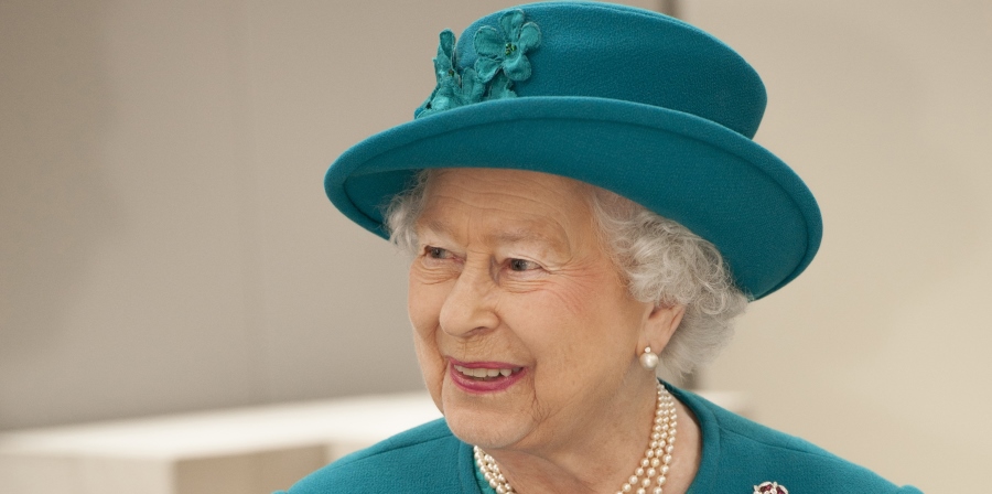 Rainha de Inglaterra recruta empregado doméstico