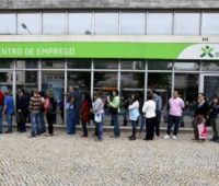 procura activa de emprego
