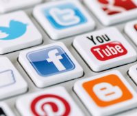 erros nas redes sociais