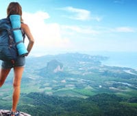 Gostava de viajar pela Europa Veja estas duas vagas