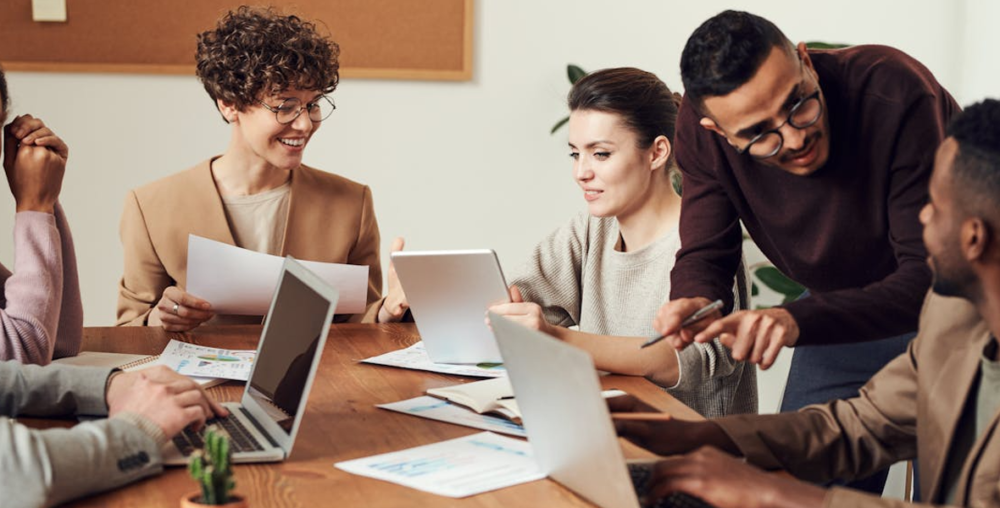 Grupo Intelac – Recrutamento com experiência, tecnologia e coração